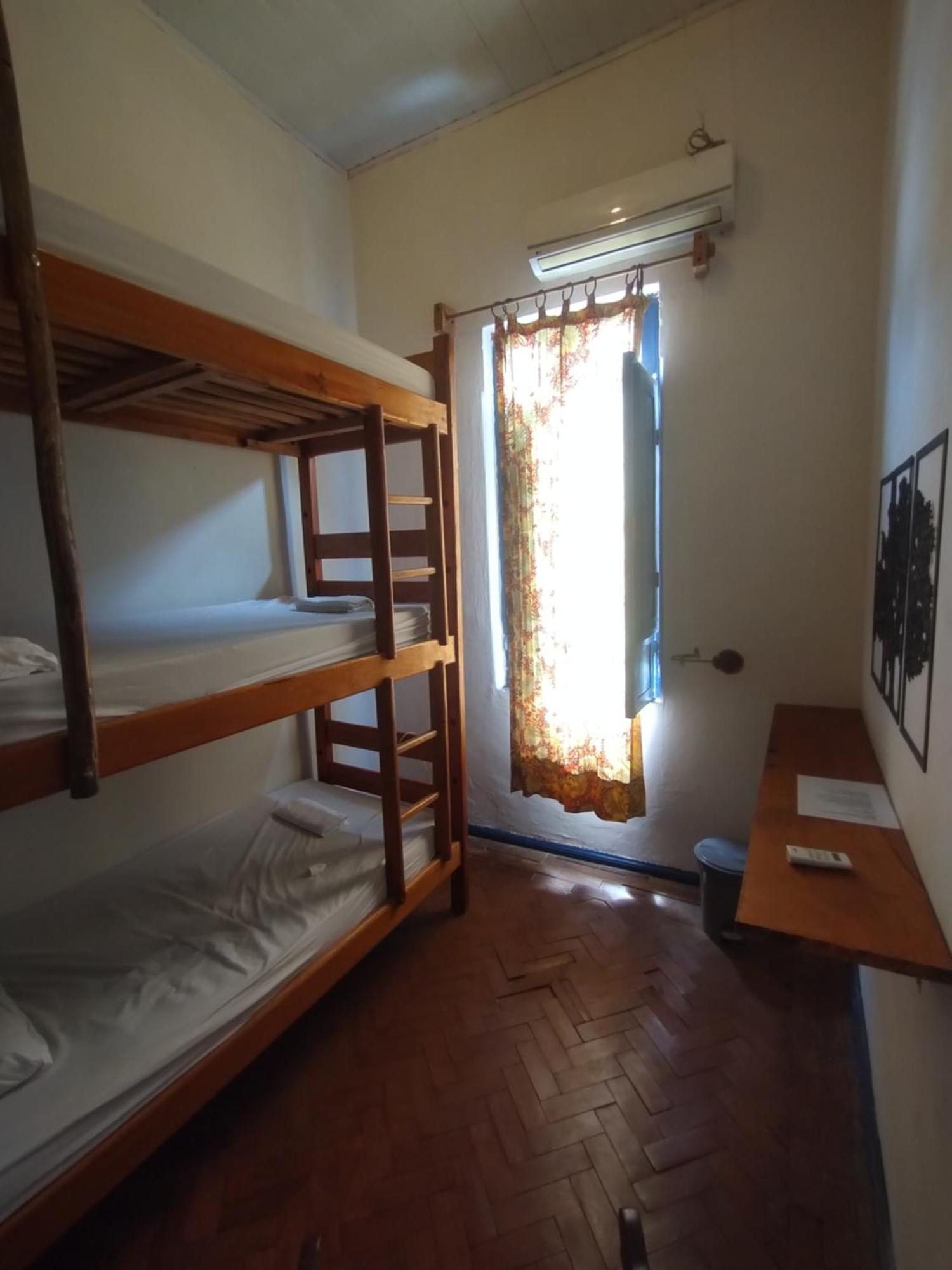 Pousada E Hostel Andarai Guest house