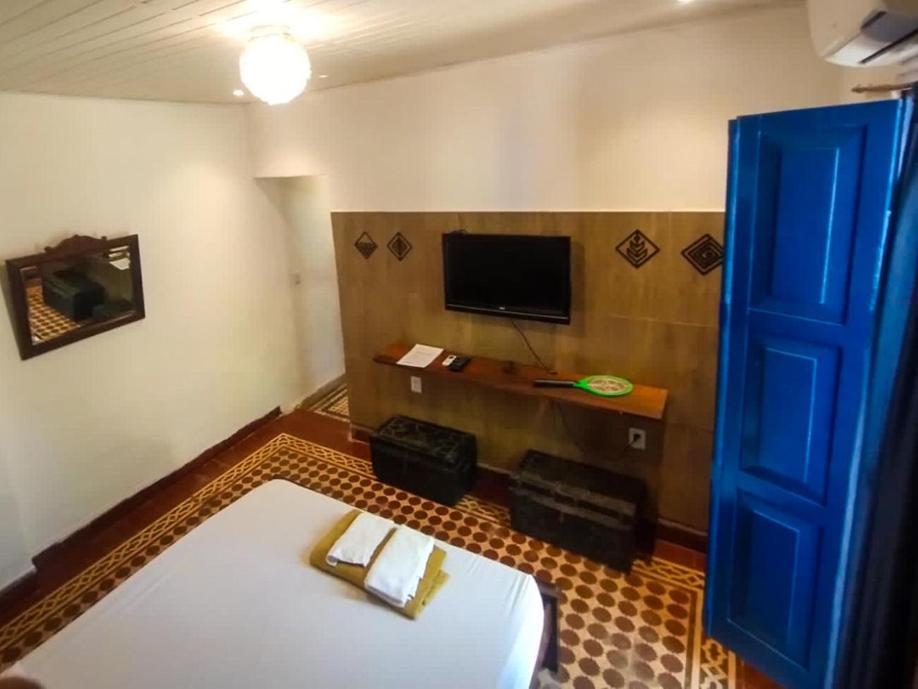 Pousada E Hostel Andarai *