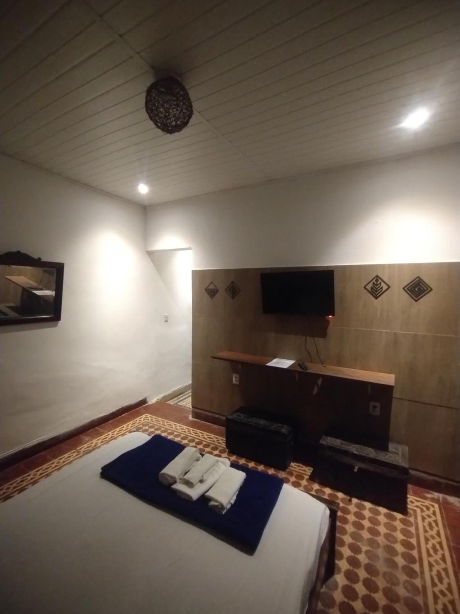 Pousada E Hostel Andarai 招待所 Andarai